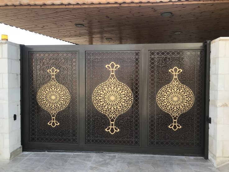 بوابة ليزر بنمط عربي هندسي